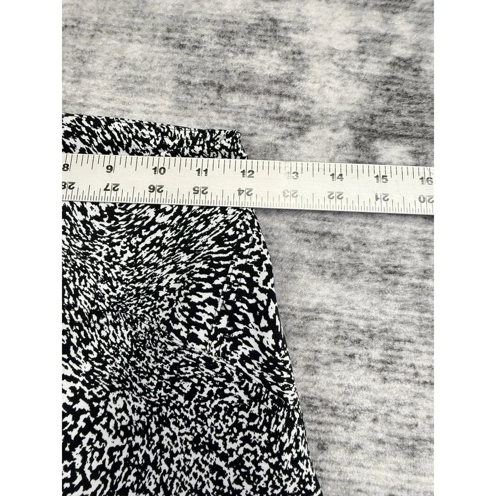 Lululemon InStill High-Rise Cropped Alpine Black/White Leggings Pants Size 6